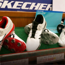 ゴルフシューズ